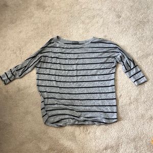 Gray & black quarter sleeve shirt
